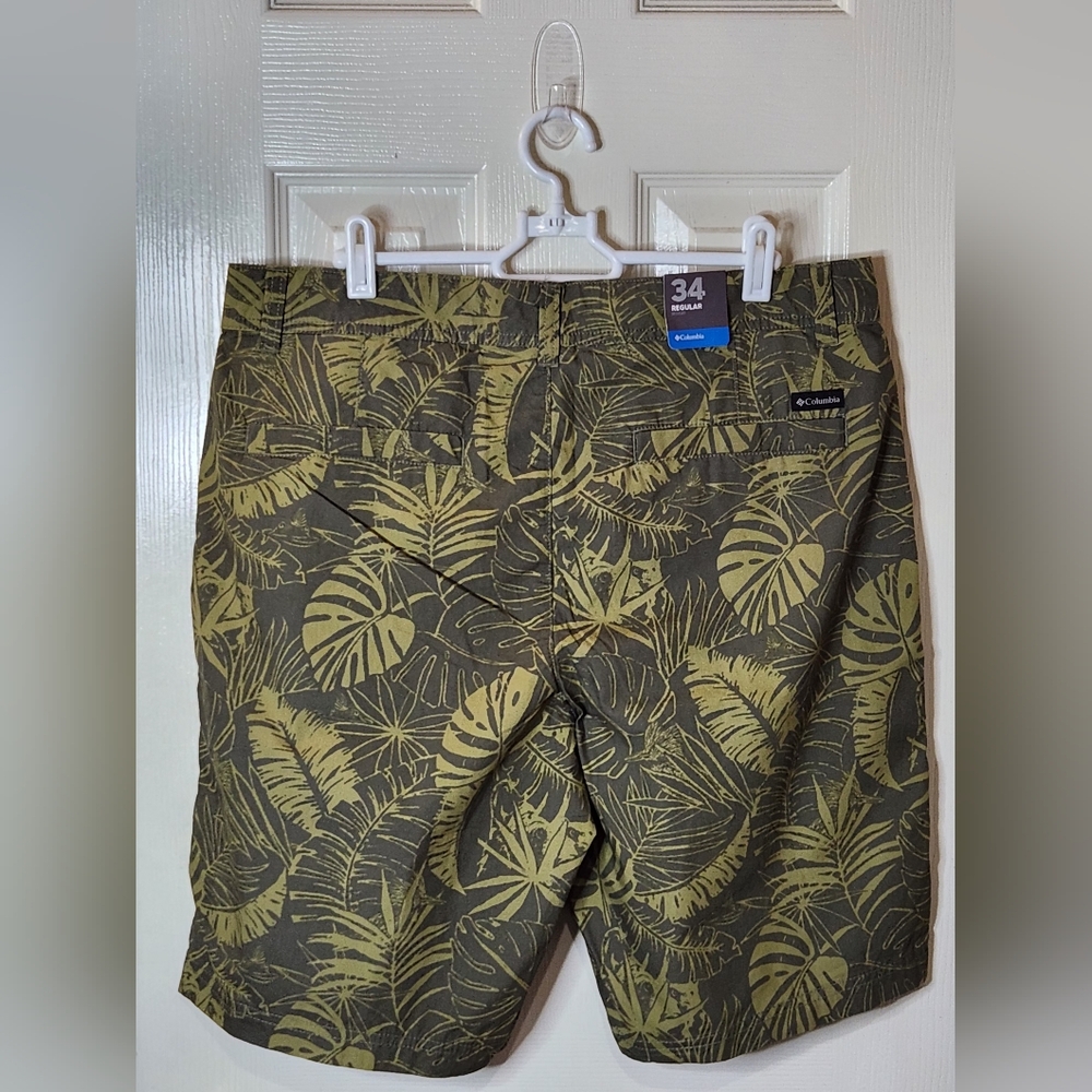 Men's Columbia Washed Out King Palm Print Olive Green Shorts. NWT. Size 34 - Picture 2 of 8